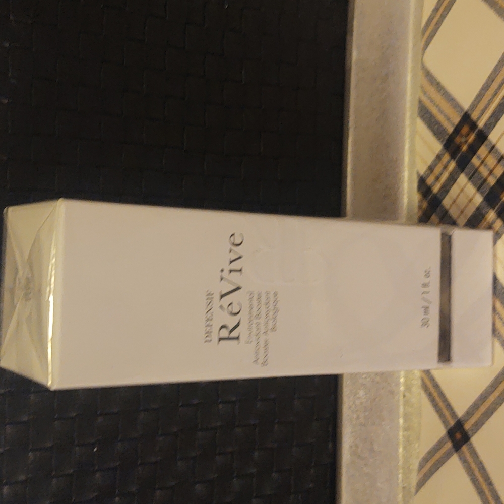 Revive Defensif antioxidant booster serum